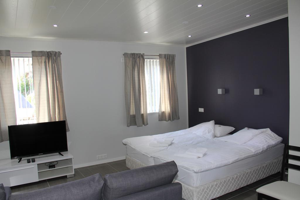 Hotel Tangi Vopnafjorthur Экстерьер фото